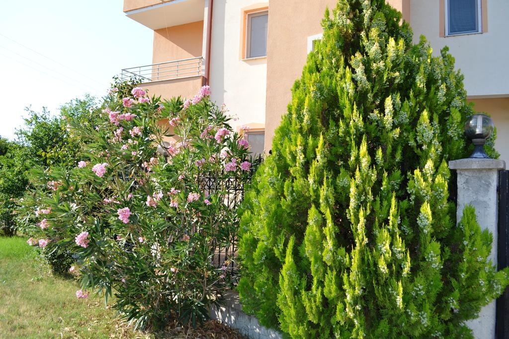 Apartments Elizabet Стар Дойран Екстериор снимка