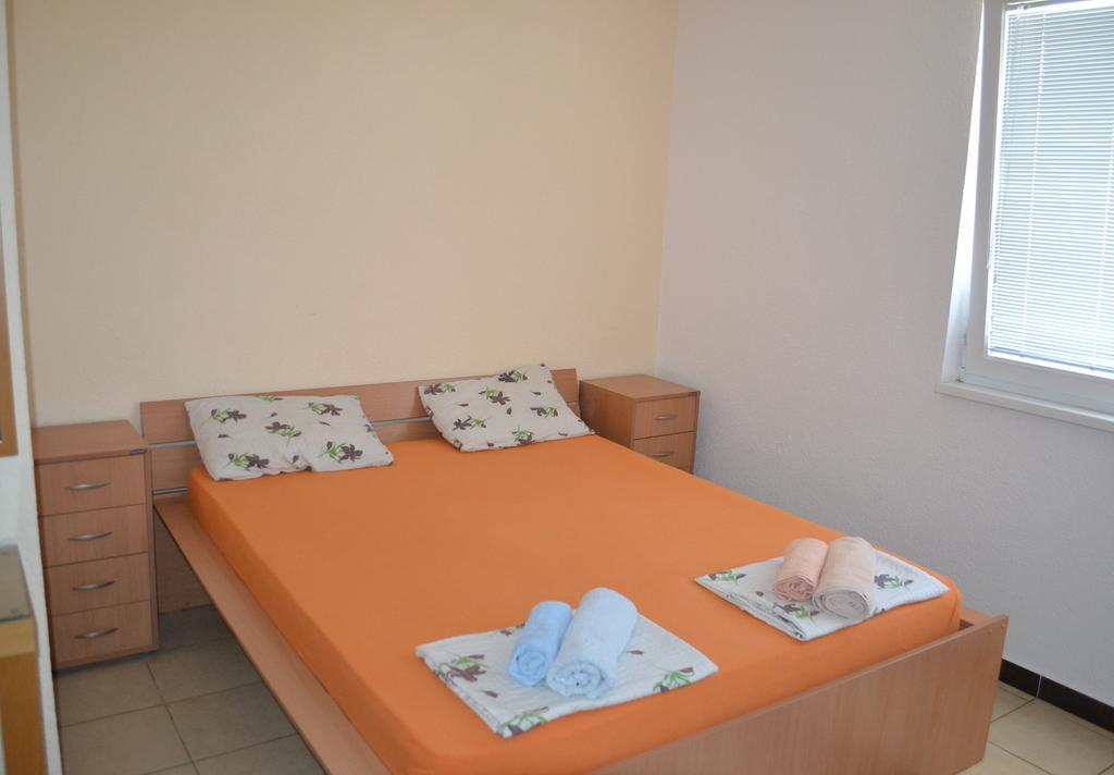 Apartments Elizabet Стар Дойран Стая снимка